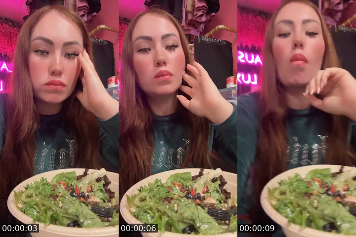 TikTok live: 🥗☕️ by @nobodienadie