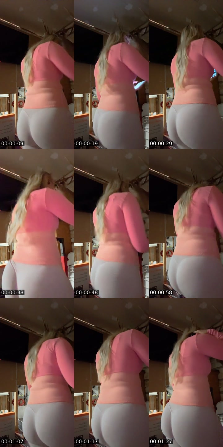 TikTok live: Follow new insta @hazelrxoxo !! by @onlyrosexoxo