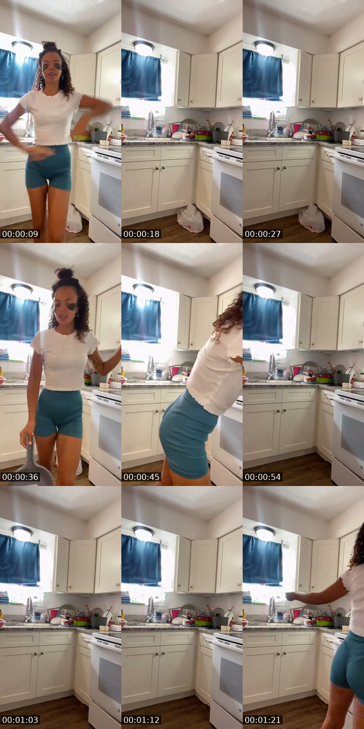 TikTok live: Doing my hair for church in am by @layaeverett