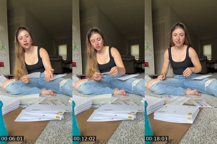 TikTok live: Hi :) by @aedegryse