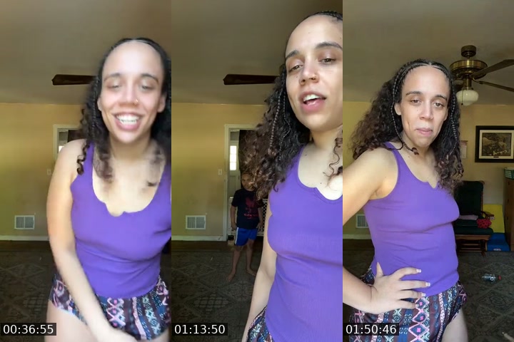 TikTok live: come vibe by @badgyal_vibez