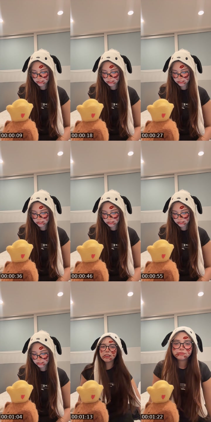 TikTok live: Holis👀🐰 by @sofitamarii