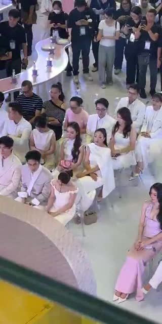 TikTok live: Sự kiện Olay by @saigonnews.vn