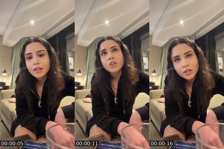 TikTok live: Chill by @bianca.lovessinging