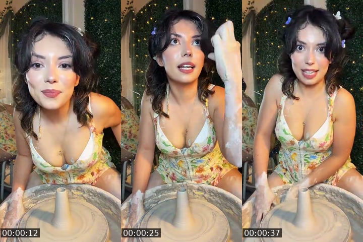 TikTok live: Playing with mud ❤️ by @spepydoes