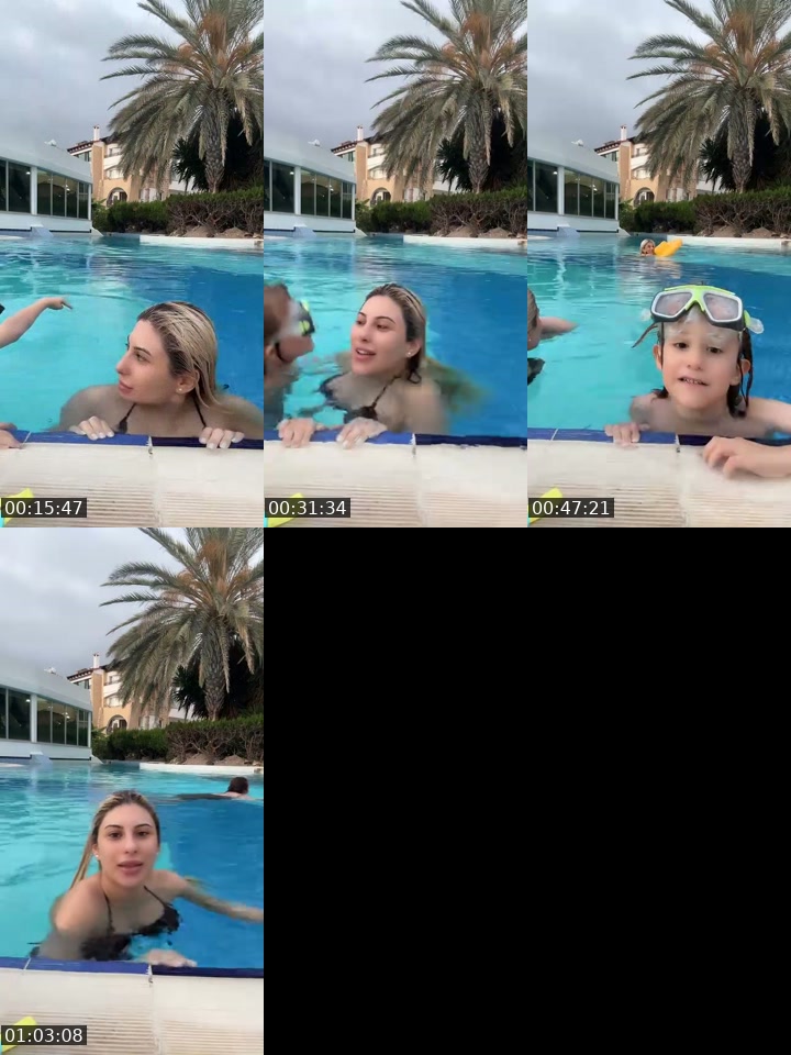 TikTok live: Hellooo💜 by @selinodabass