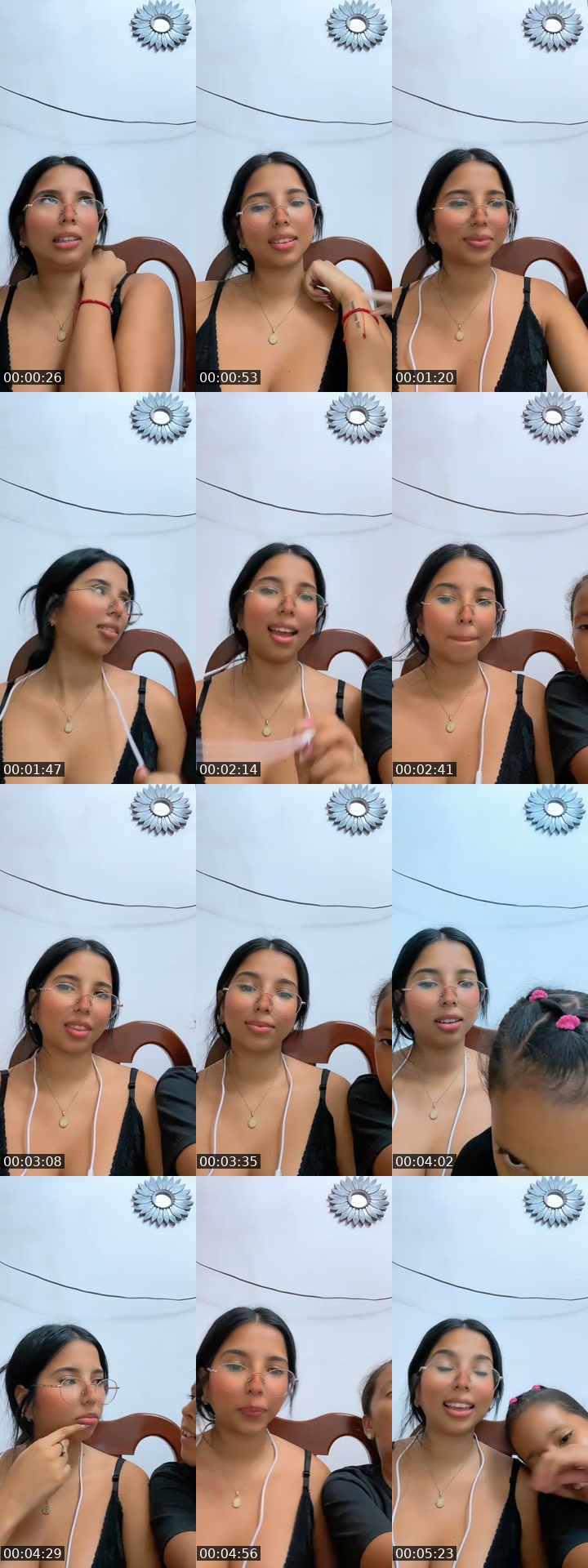 TikTok live: Holis 😘 by @anahi_mero1