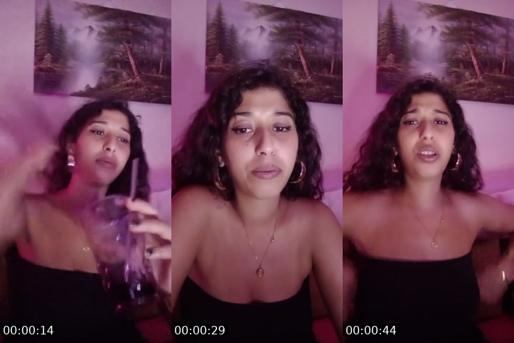 TikTok live: 🌸🫣👀 by @h_priincesa