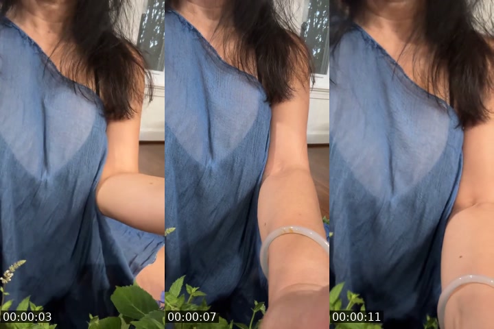 TikTok live: Come vibe with me by @star_love_angel