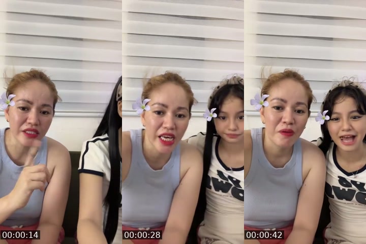 TikTok live: Italia and Tita are Live Now by @_queenitaliaxtita