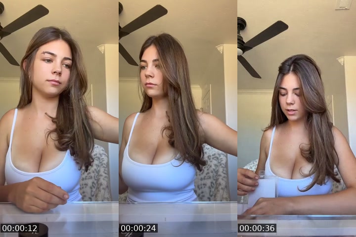 TikTok live: Insta in bio 💕🫪 by @deeznailss