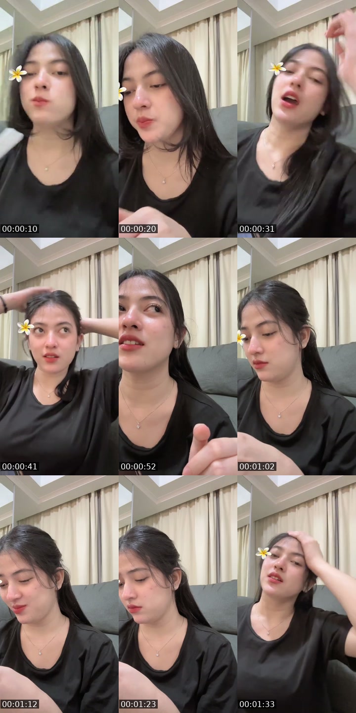 TikTok live: Miow by @anaasvia