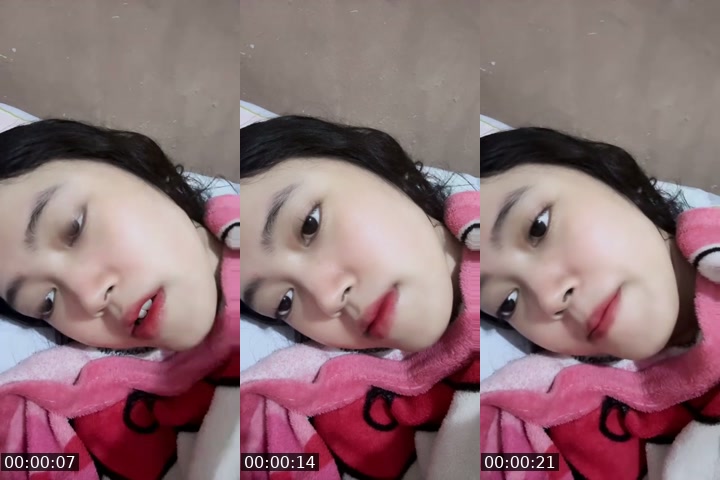 TikTok live: Teteh Sunda 🥰 by @tetehsundaaa96