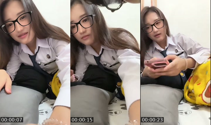 TikTok live: ติดฝนอ่า by @phanthitra2007