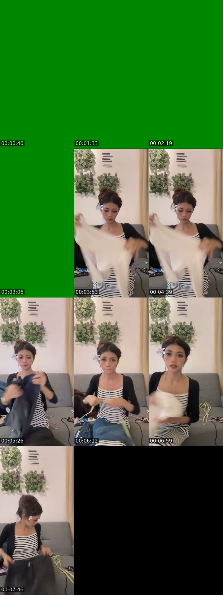 TikTok live: Hi . Preloved baju mur mur je by @__anissurayaa