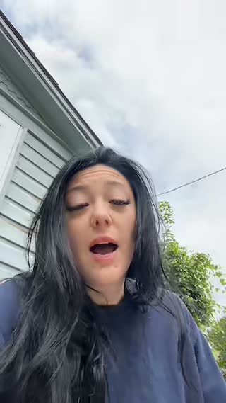 TikTok live: Just here by @eanidvans2.0
