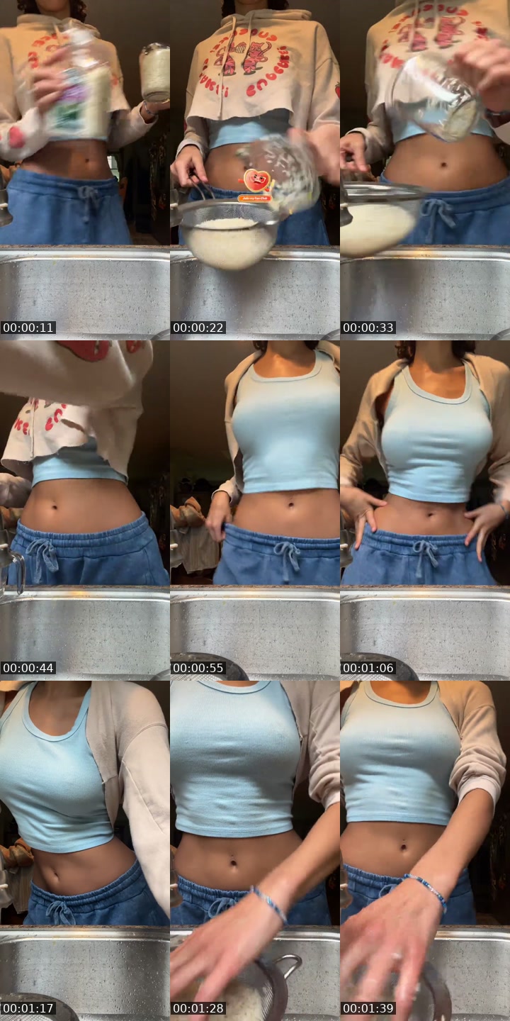 TikTok live: eating mangos 🥭 by @maiaomglol2