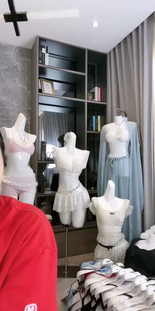 @bikiniemma TikTok live from 2026-07-08