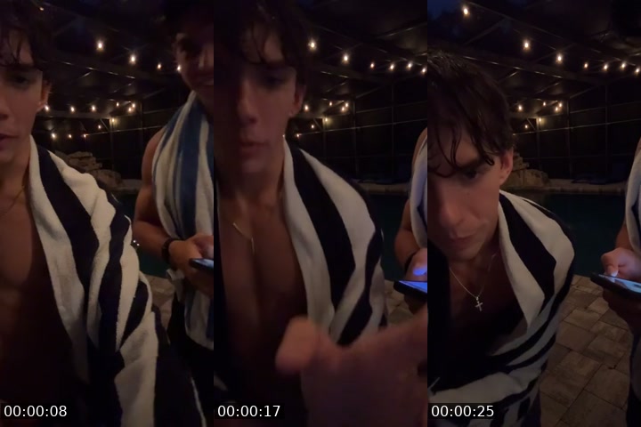 TikTok live: Let’s fill the Gift Gal by @alexwhartont