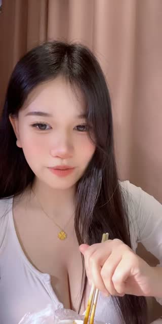 TikTok live: Work hard for the tuition fee by @sunny318318