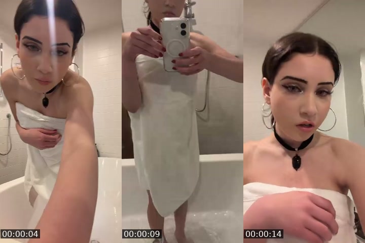 Past TikTok live: Money by @bianca.lovessinging
