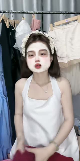 TikTok live: Do xinh ilovetiktok by @tuyettram012