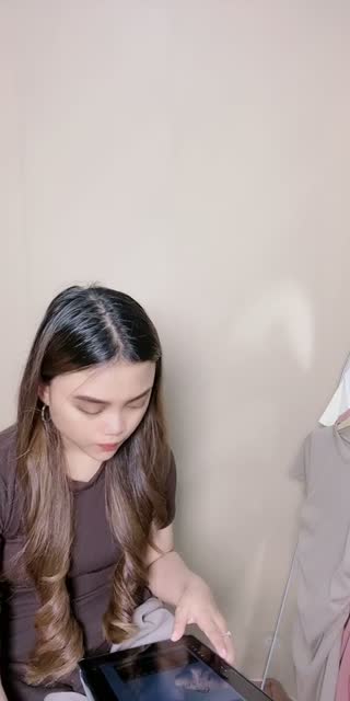 TikTok live: ATASAN MURCE by @risa_dsnta