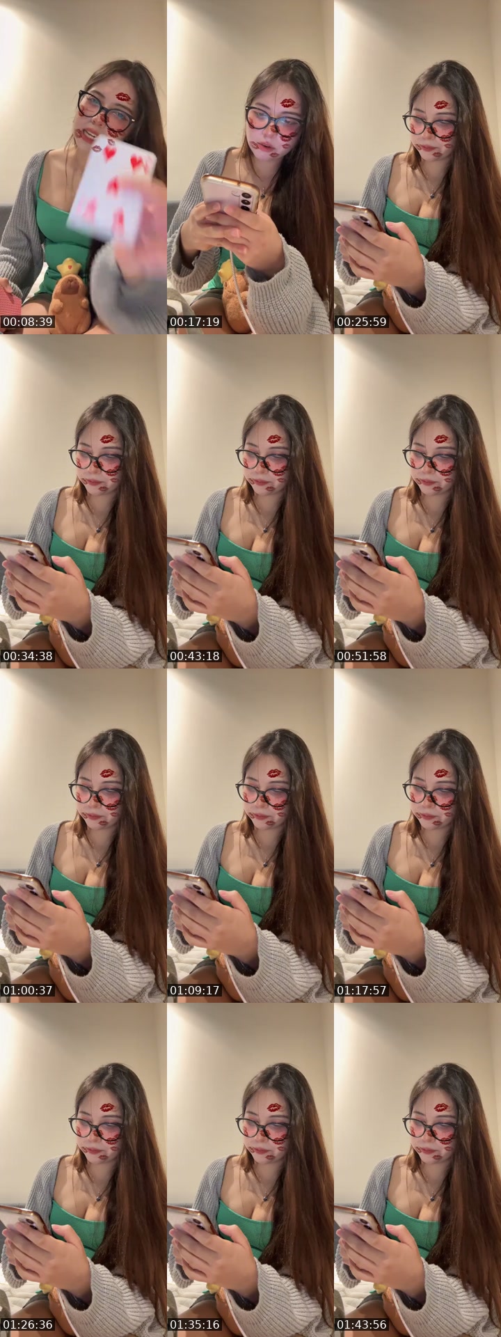 TikTok live: Holis👀🐰 by @sofitamarii