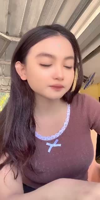 @putrinayaa__ TikTok live from 2026-07-10