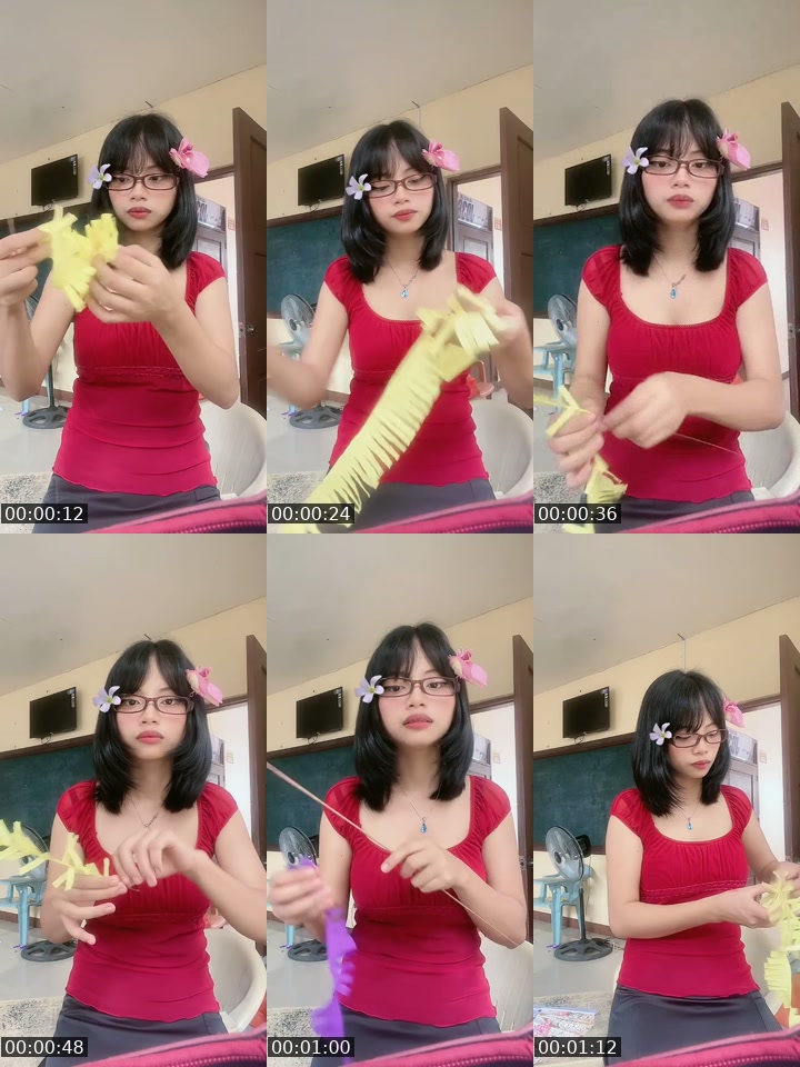TikTok live: nasa school by @naomisu67