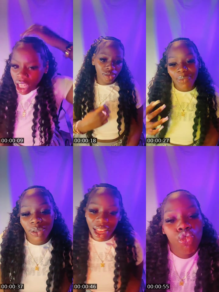 TikTok live: U want a kiss? 💋 by @buttahcup0