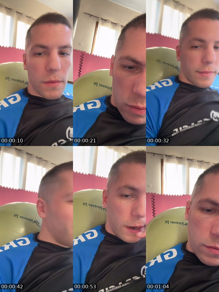 TikTok live: Only stretching today by @taekwondo_ninjako