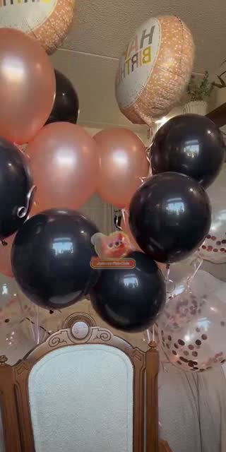 TikTok live: spoil me, it’s my birthday! by @honeydollwest