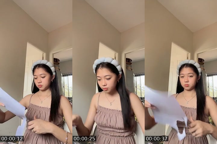 TikTok live: hi hi by @alyaneia_main