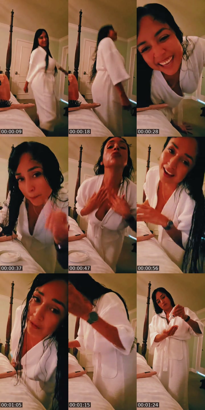 TikTok live: Got to get ready ! by @guadalupedoll