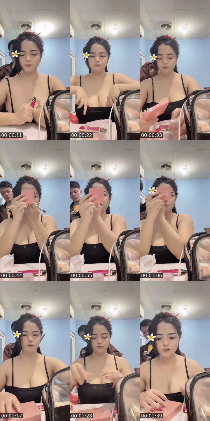 Indonesia TikTok live: Masuk ngapain d luar by @sagita.tataa
