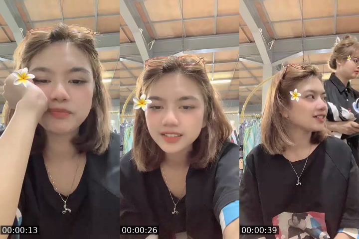 TikTok live: Gabut aja by @revina_7