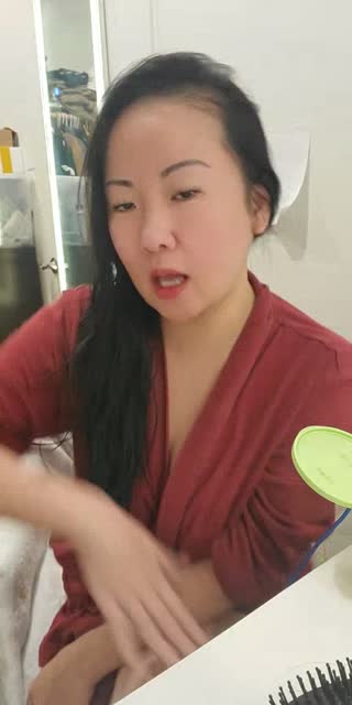 @nhan.nina.nguyen TikTok live from 2026-07-14