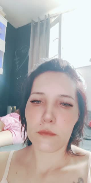 TikTok live: 18+ by @mellana265