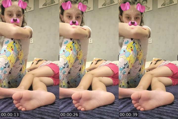 TikTok live: 18+ by @loriana.grande