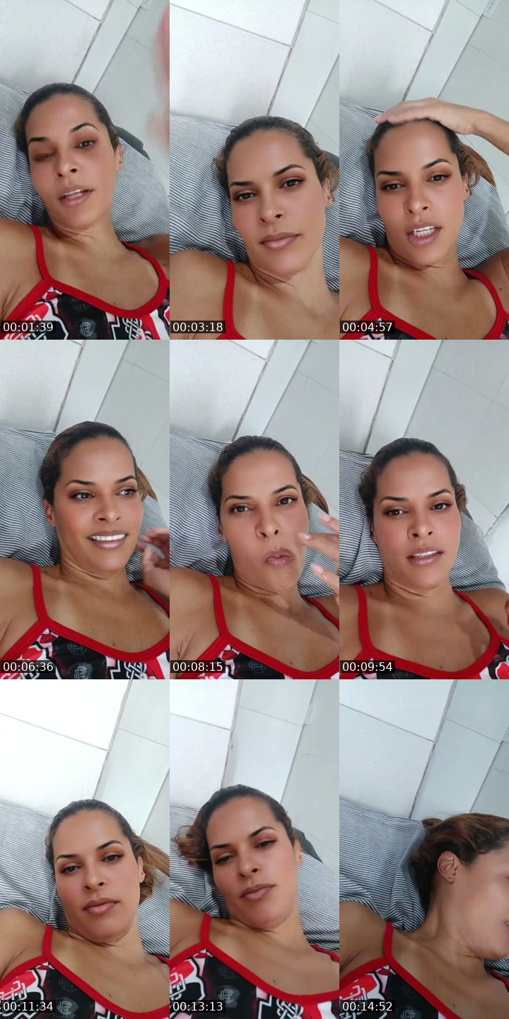 TikTok live: oi by @jacquelinedearaga