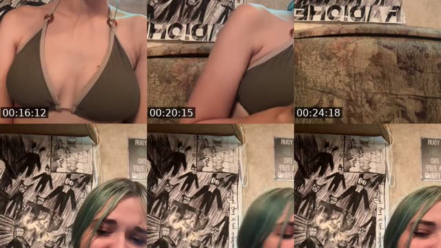 TikTok live: Hanging out 😝 by @cheza.spammmm