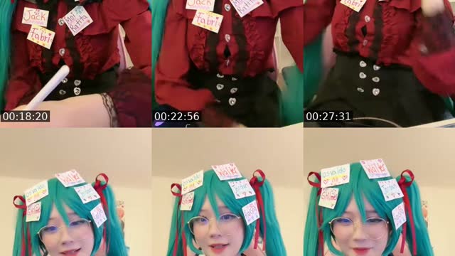 TikTok live: Mikumikumiku by @ahriyumii