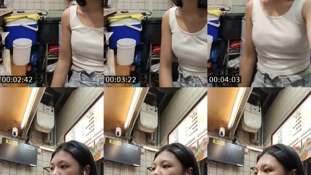 TikTok live: ……上班…… by @moon05_27