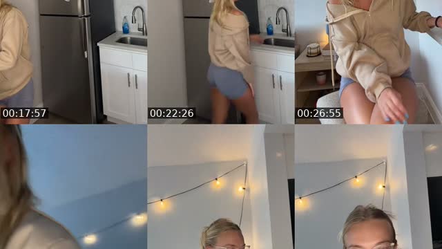 TikTok live: Happy Friday❤️ by @sweeetlikehoneyy_