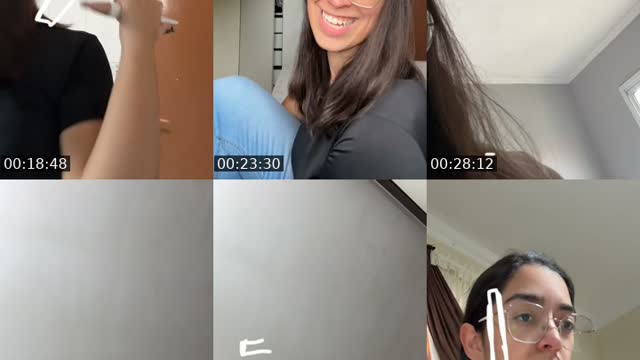 TikTok live: Qual a boa?😁 by @anna.dantass