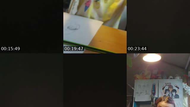 TikTok live: 👁️👄👁️ by @slayqueen0984