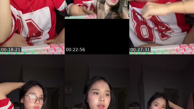 TikTok live: hi support me:) lets talk by @itsmechamie