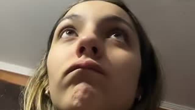 @annebarahona TikTok live