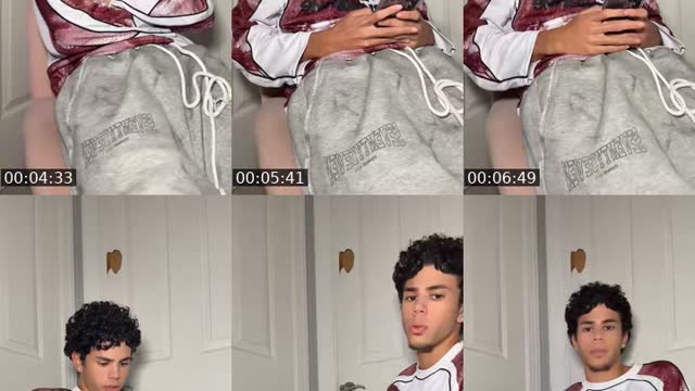 TikTok live: GALAXY=💜👻 by @shewantsdeansmoney